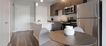 Landing | Stylish 1BD, Game Room, Gym