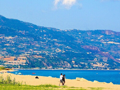 Landhausflair mit Inselblick in Mongiove (Patti)