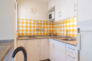 House | Private kitchen - Charming Seaside Getaway in San Agustin (San Bartolomé de Tirajana)