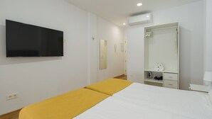 1 habitación y espacio para trabajar con laptop 