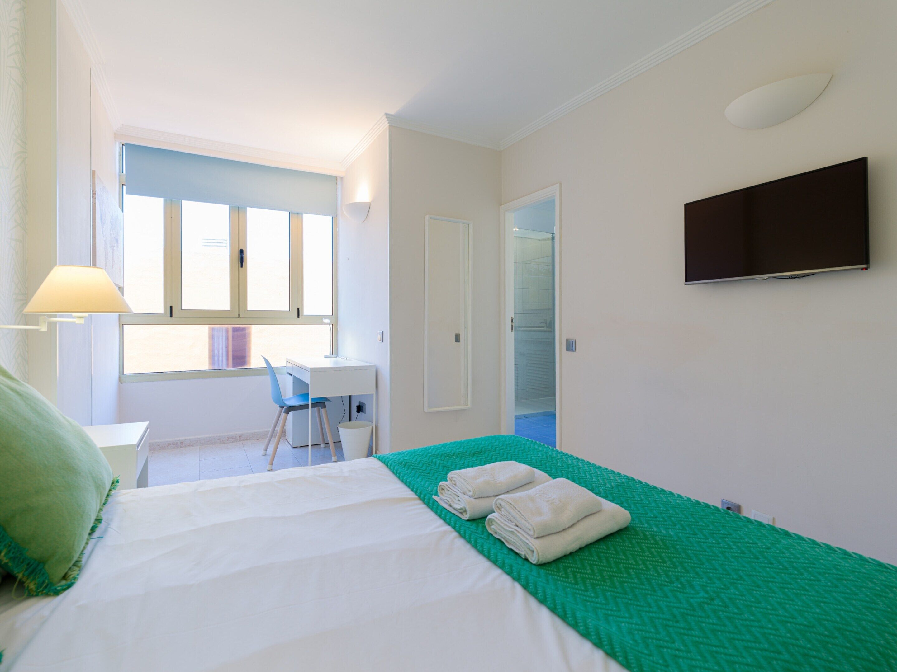 House | 1 bedroom, individually furnished, iron/ironing board