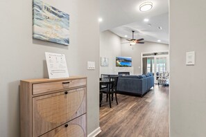 TV connectée, cheminée