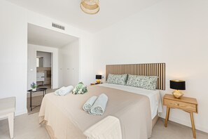 2 habitaciones, tabla de planchar con plancha y wifi gratis 