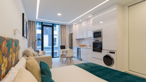 1 間睡房、手提電腦工作空間、熨斗/熨衫板