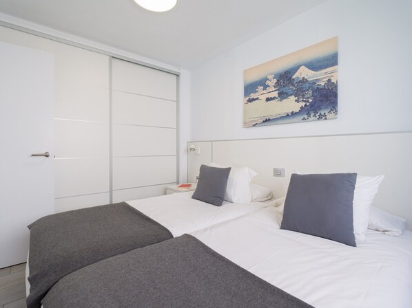 House | 2 bedrooms, iron/ironing board