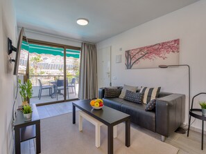 House | Living room