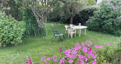 House and garden; 20. minutes from the seaside from the seaside