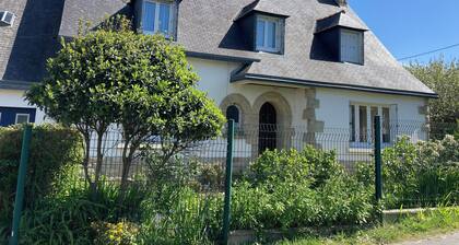 House and garden; 20. minutes from the seaside from the seaside
