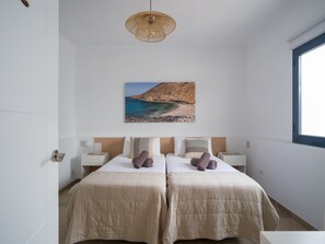 House | 3 bedrooms, iron/ironing board