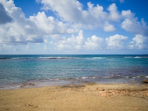 Exterior - Beachfront Apartment in Las Canteras With Pool (Las Palmas de Gran Canaria)