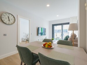 House | Dining
