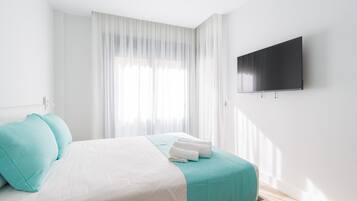 2 bedrooms, iron/ironing board