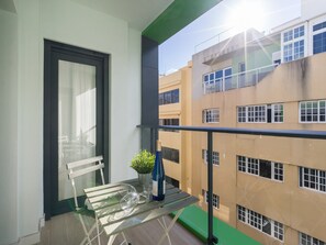 House | Outdoor dining