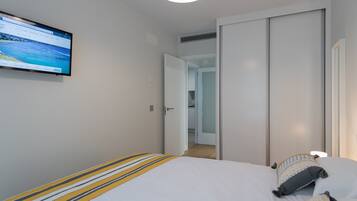 House | 1 bedroom, iron/ironing board