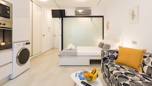 Room - Apartment in Las Palmas Near Playa de Las Canteras (Las Palmas de Gran Canaria)