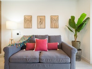 House | Living room - Apartment in Las Palmas Near Playa de Las Canteras (Las Palmas de Gran Canaria)