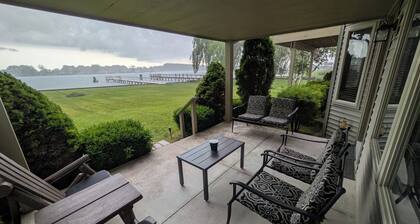 Spacious 5 Bedroom - right on the St. Clair River with private dock and frontage