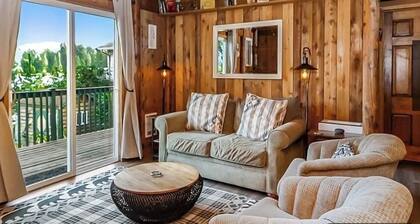 Charming 1 bedroom cabin on Lake Bosworth. Close to historic downtown Snohomish