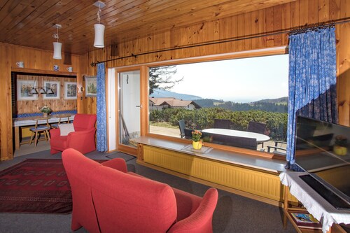 Cozy vacation home with dream view, large garden