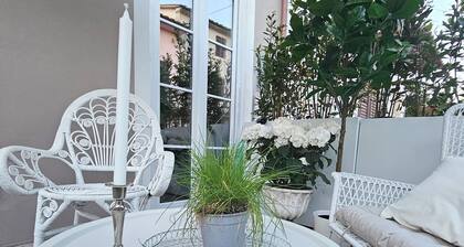 The little guest house