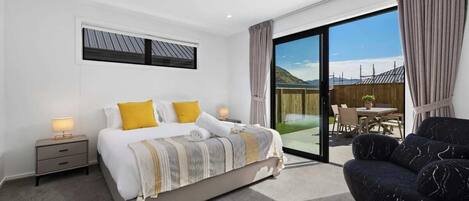 3 bedrooms, iron/ironing board, travel crib, WiFi