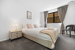 Iron/ironing board, travel crib, WiFi, bed sheets