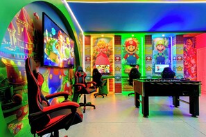 Games room - Mario, Mickey & Jedi Arcade Villa w/ Themed Rooms (Kissimmee)