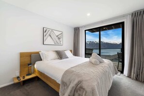 10 bedrooms, desk, iron/ironing board, travel crib