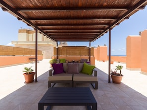 House | Terrace/patio