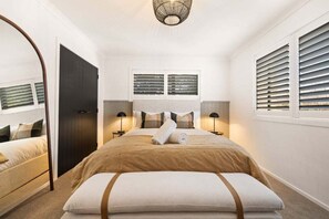 4 bedrooms, iron/ironing board, travel cot, WiFi