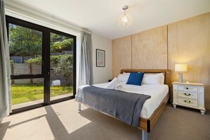 5 bedrooms, iron/ironing board, travel cot, WiFi