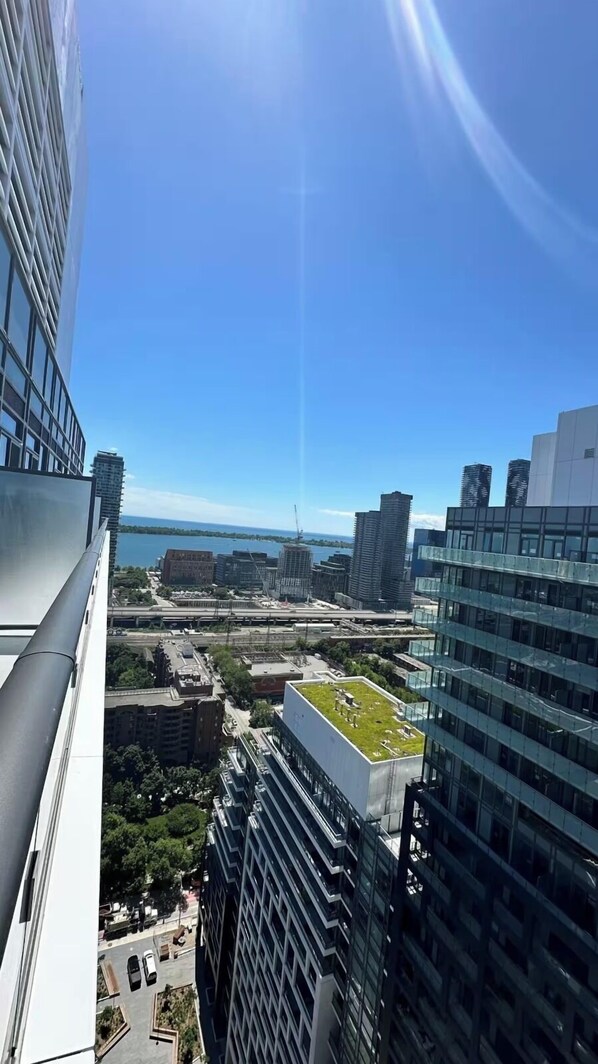 Terrace/patio - Velvet Stay (Toronto)