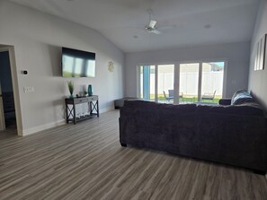 Smart TV - Welcome to Turtle Cove! A new 3/2 Designer Home in The Village of Well Point. (Sumterville)