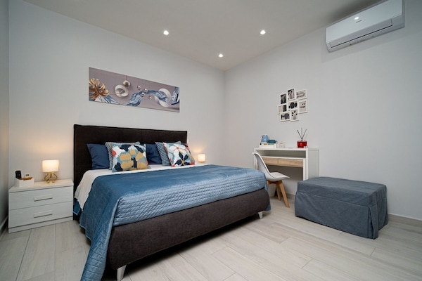 Standard Triple Room | Desk, free WiFi