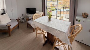 Interior - Monoambiente El Arrayán (Echeverry)