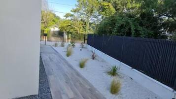 Enceinte de lâhĂ©bergement