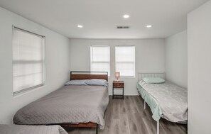 3 bedrooms, WiFi, bed sheets