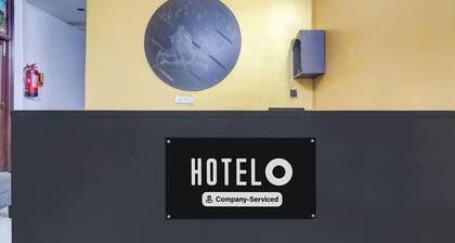 Hotel O East Punjabi Bagh Near Metro Station