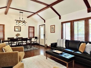 House, Multiple Beds, Patio, Garden View (Belmont Shore Cottage) | Living area | 42-inch flat-screen TV with digital channels, fireplace