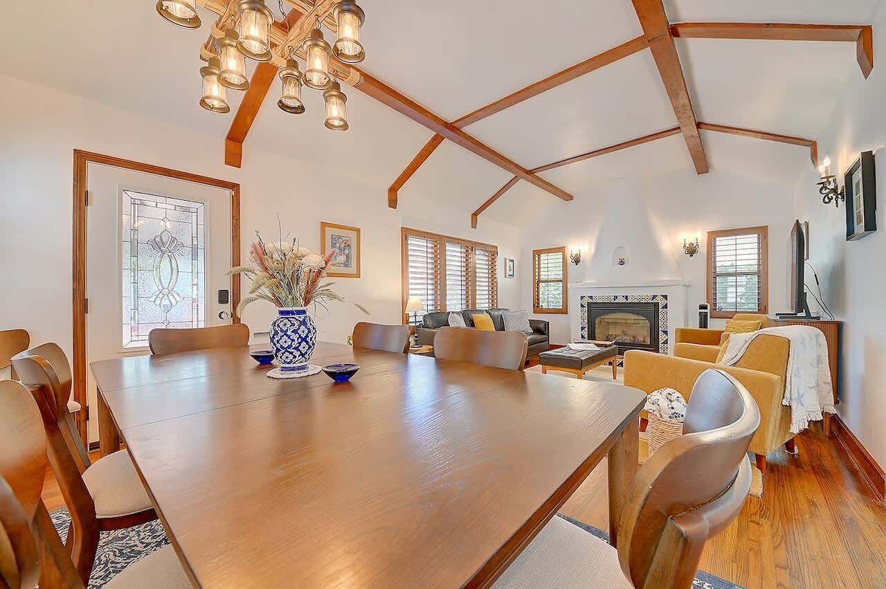 House, Multiple Beds, Patio, Garden View (Belmont Shore Cottage) | Dining