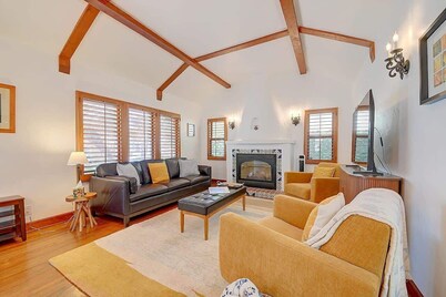 Belmont Shore - 2 Blocks to Beach - World Cup - Sleeps 6