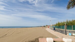 Esterni