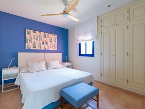 Villa | 3 bedrooms, iron/ironing board - Villa in Corralejo Near the Beach (La Oliva)