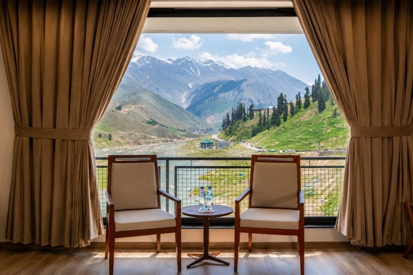 Habitación panorámica, vista a la montaña | Terraza o patio