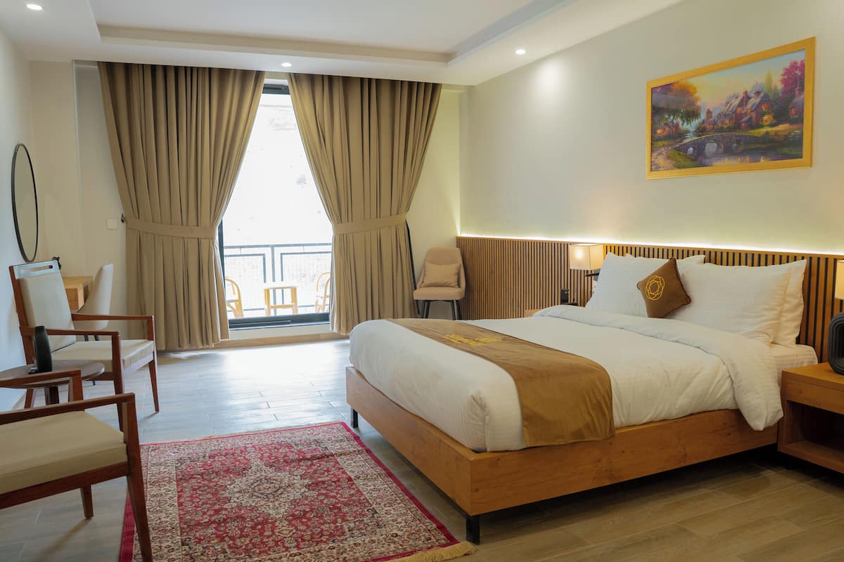 Deluxe Double Room, River View