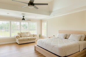 5 bedrooms, free WiFi, bed sheets