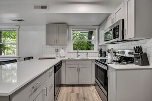 Microwave, oven, stovetop, dishwasher