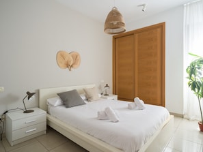 1 bedroom, laptop workspace, iron/ironing board - Apartment in Las Palmas Near Las Canteras Beach (Las Palmas de Gran Canaria)