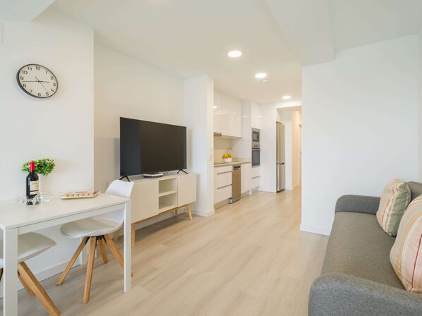House | Living area - Apartment in Las Palmas Near Las Canteras Beach (Las Palmas de Gran Canaria)