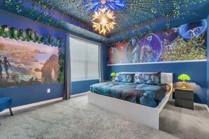 5 bedrooms, iron/ironing board, WiFi, bed sheets